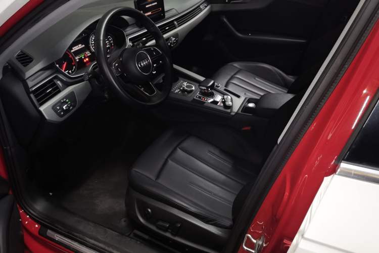 Used Audi A4L 2018 30th Anniversary Edition 40 TFSI Trendy Model