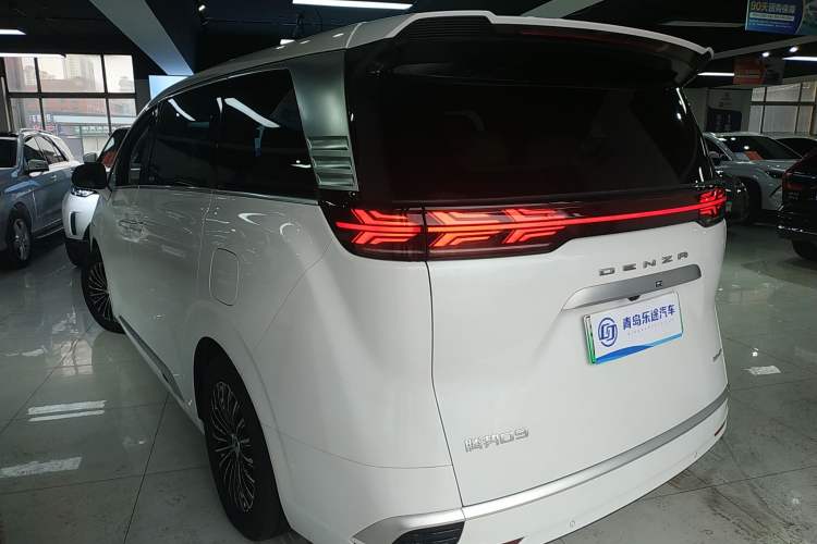 Used Denza D9 2024 DM-i 980 Four-Wheel Drive Prestige Model