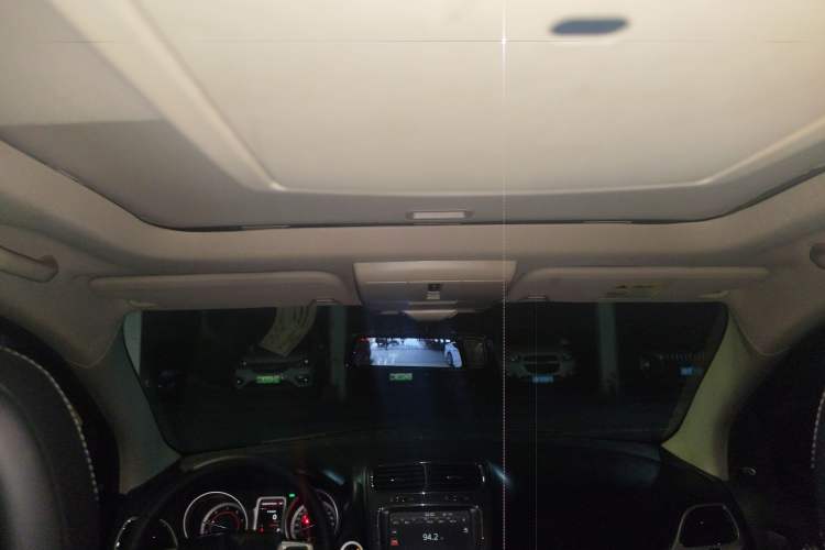 Used Dodge Journey 2015 2.0TD Four-Wheel Drive Luxury Edition
