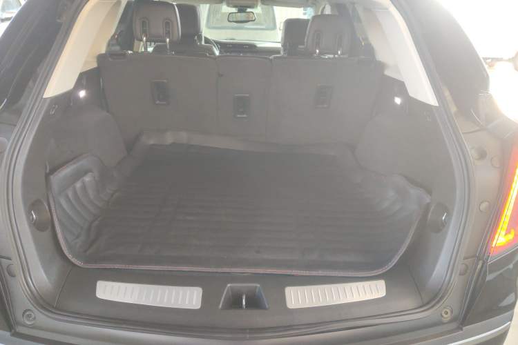 Used Cadillac XT5 2018 28T Four-Wheel Drive Luxury Model
