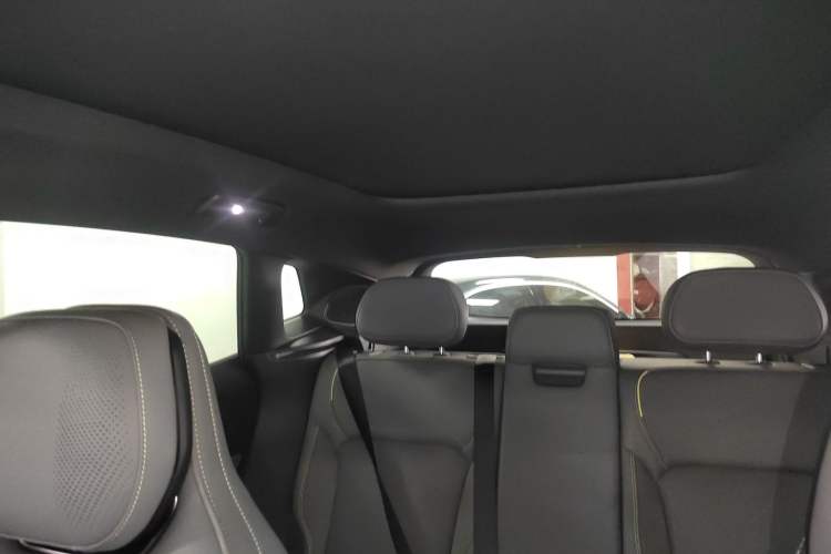 Used Lynk & Co 08 EM-P 2023 120km Long-Range Halo
