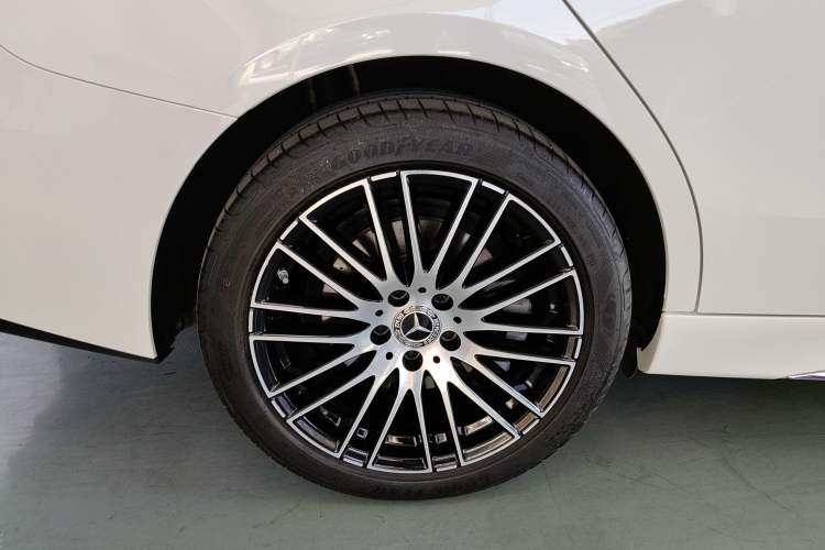 Used Mercedes-Benz C-Class 2024 Restyled C-Class 260 L Sport Edition
