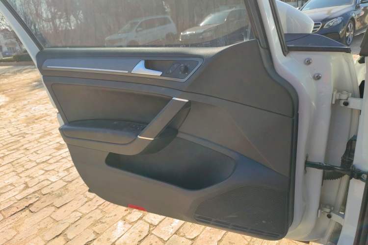 Used Volkswagen Golf 2015 1.4TSI Automatic Comfort Model
