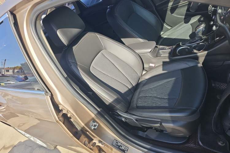 Used Buick Verano 2018 Sedan 20T Dual-Clutch Leading Model
