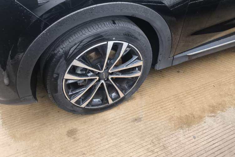 Used JETOUR X70 PLUS 2025 1.5T Flagship 7-Seater
