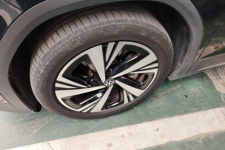 Used Volkswagen ID.6 CROZZ 2021 Long-Range PRO Edition
