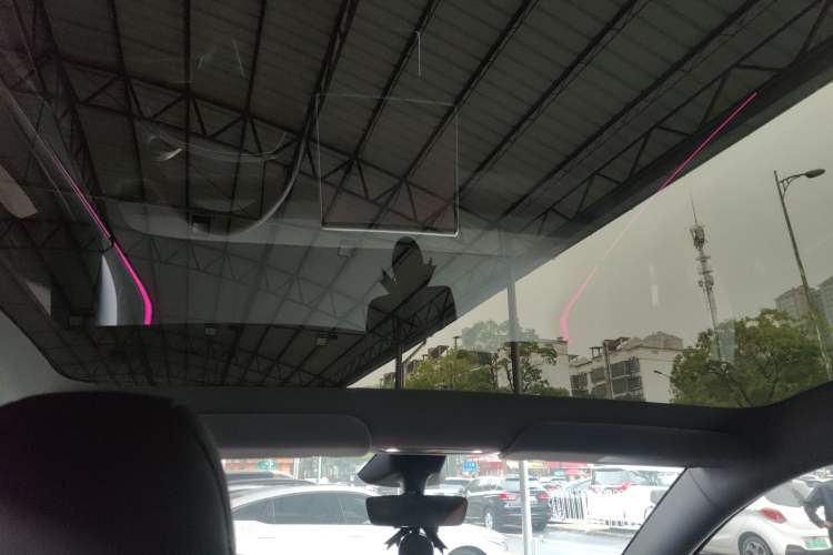 Used Tesla Model Y 2025 Rear-Wheel-Drive Version
