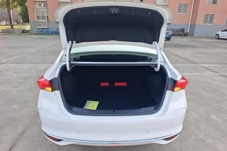 Used Buick Verano 2023 Pro Le Yi Edition
