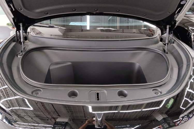 Used  11 2022 011 MMW Collaboration Limited Edition
