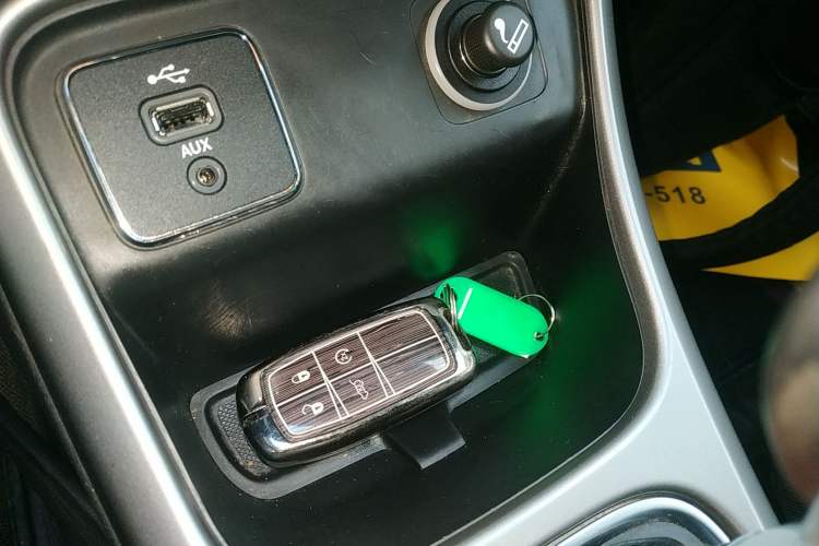 Used  Compass 2017 200T Automatic Family Edition
