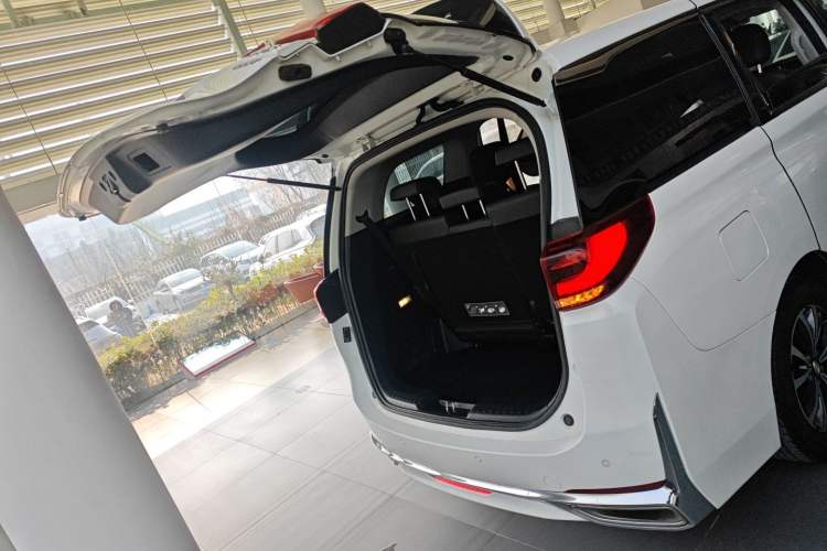 Used GAC Trumpchi M8 2023 Lingxiu Series 390T Luxury Edition
