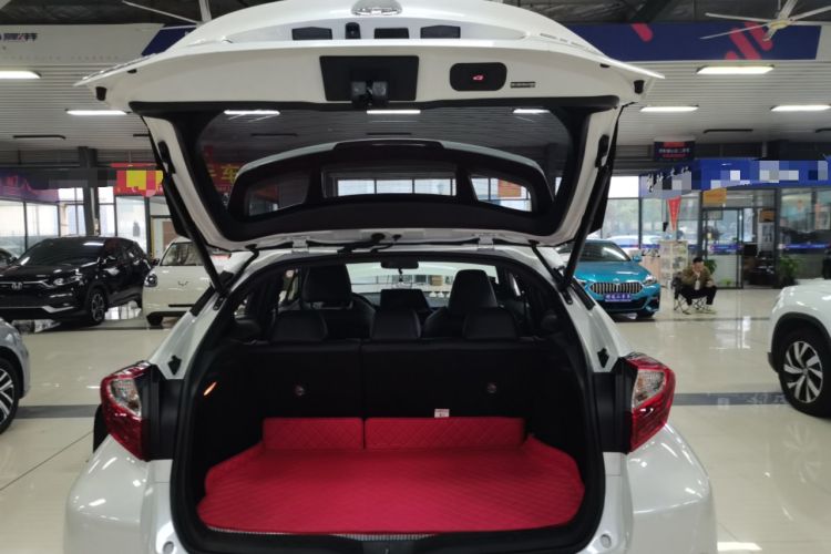 Used Toyota C-HR 2020 2.0L Leading Edition
