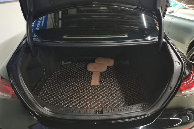 Used Mercedes-Benz E-Class 2023 Updated E 300 L Luxury Edition