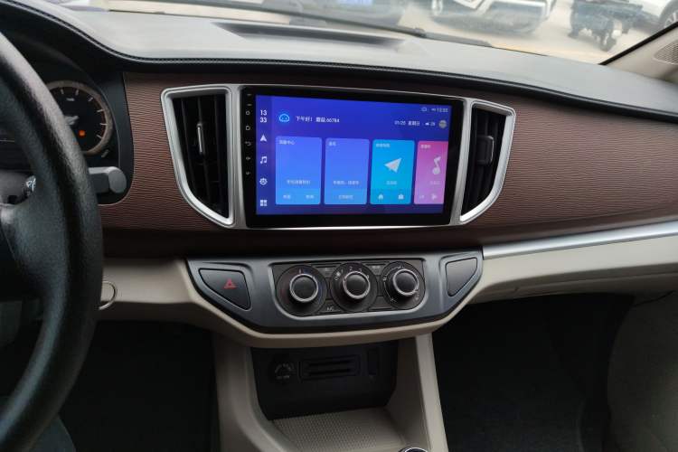 Used FORTHING Lingzhi 2019 Facelifted M5L 1.6L 7-Seater Base Model China VI Standard