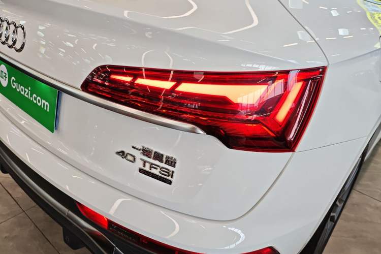 Used Audi Q5L Sportback 2022 40 TFSI Luxury Model
