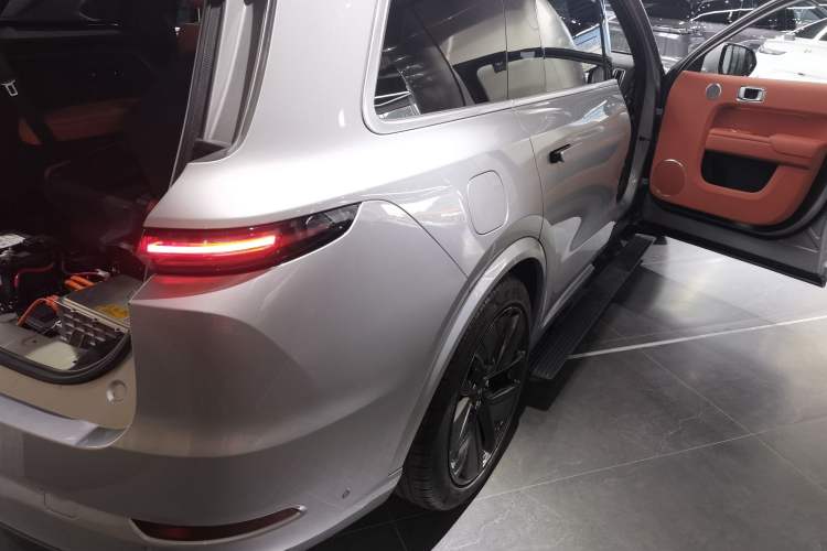 Used Li Auto L9 2022 Max model
