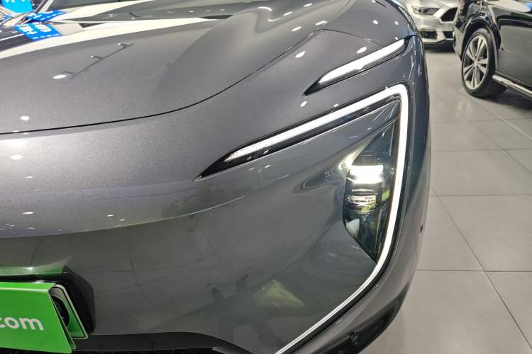 Used  07 2024 Max Extended-Range Edition
