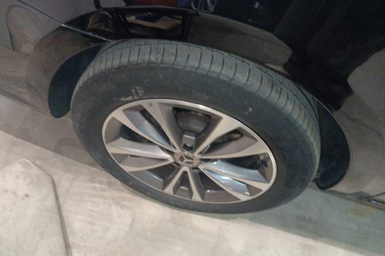 Used Mercedes-Benz V-Class 2020 V 260 Avantgarde Edition
