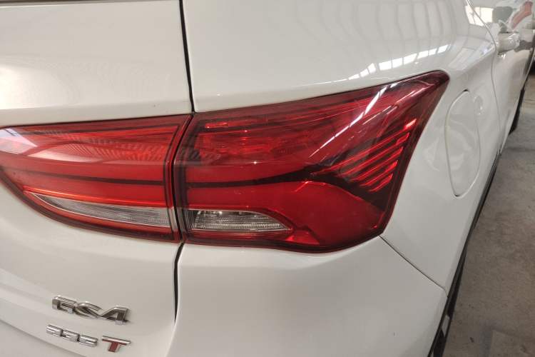 Used GAC Trumpchi GS4 2018 235T Automatic Two-Wheel Drive Luxury Smart Connectivity Millionth Anniversary Edition