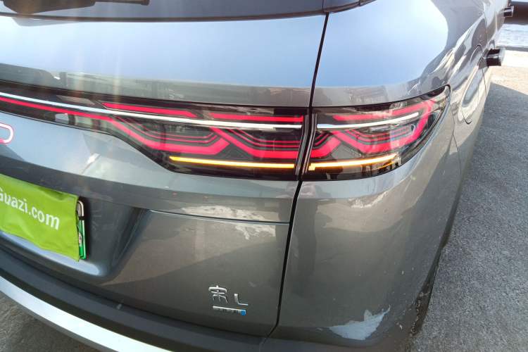 Used BYD Song L DM-i 2025 Intelligent Driving Version 160 km Beyond-Range Type
