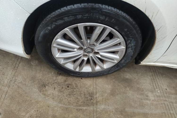 Used Citroen C4L 2015 1.2T Automatic Luxury Edition
