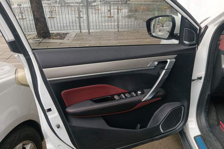 Used Geely Auto Coolray 2019 Sport Model 260T DCT Patrol China V Standard
