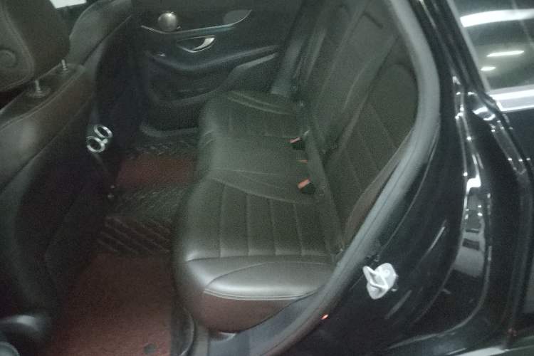 Used Mercedes-Benz GLC 2019 GLC 260 L 4MATIC Dynamic Model
