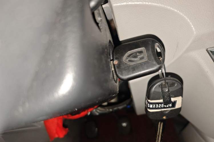 Used Jinbei New Hiace X30L 2021 1.5L Wealth Van Non-Air-Conditioned Version China VI Standard SWC15M
