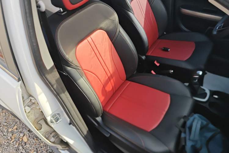 Used Haval H1 2017 Red-Label 1.5L AMT Luxury Model
