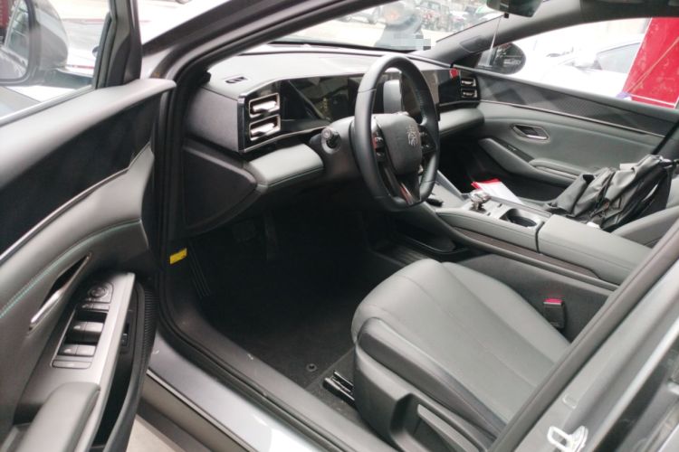 Used BYD Qin L 2024 DM-i 80KM Leading Model