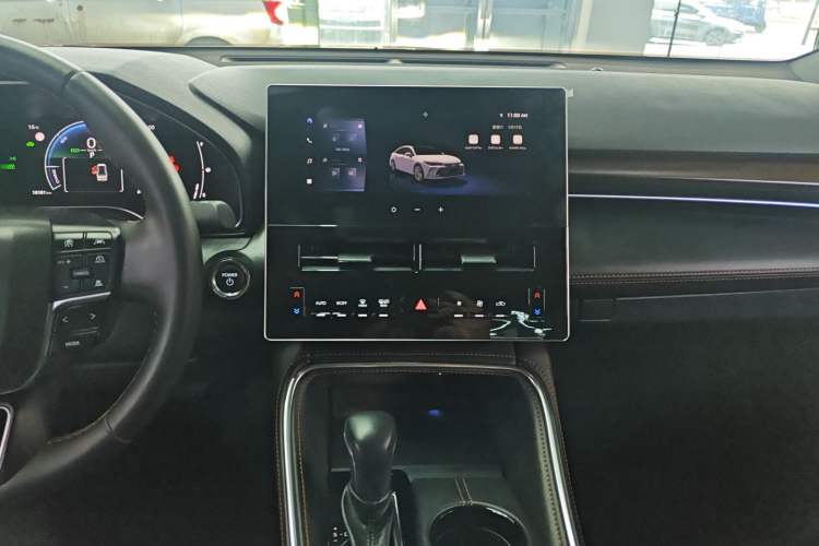 Used Toyota Avalon 2024 Dual-Motor 2.0L Premium Edition