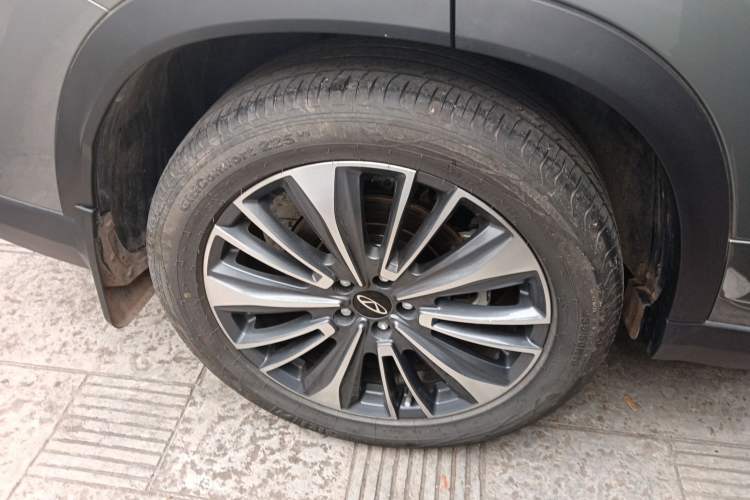 Used Chery Tiggo 8 PLUS 2024 Champion Edition 290TGDI DCT Deluxe Version 5-Seater
