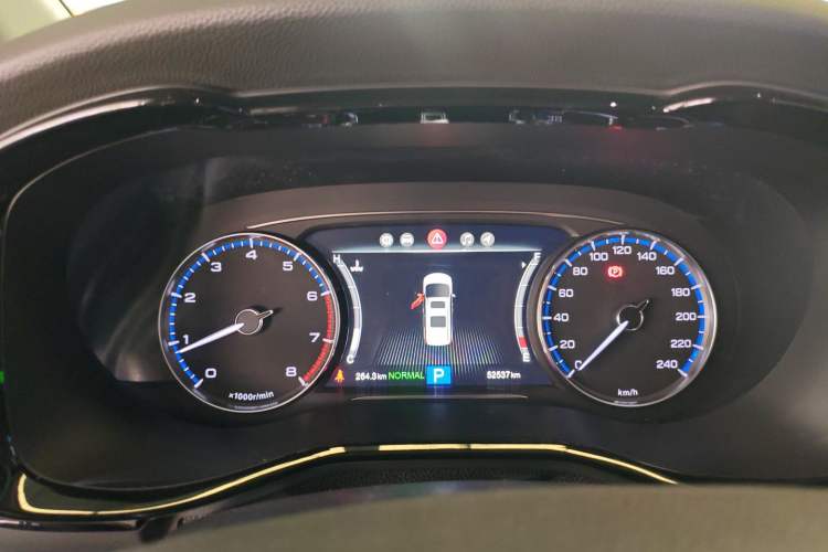 Used GAC Trumpchi M8 2018 320T Luxury Edition
