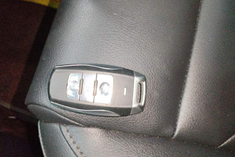 Used Haval H2 2016 Red-Label 1.5T Automatic Two-Wheel Drive Luxury Model
