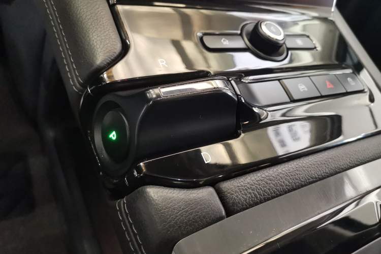 Used Nio ES8 2018 355 km Base Version 6-Seater Edition