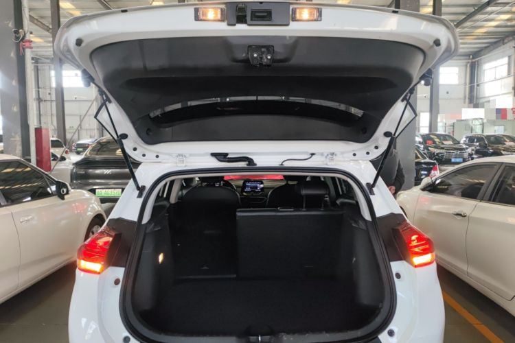 Used Chevrolet Trax 2021 325T Automatic Sport Edition China VI Standard
