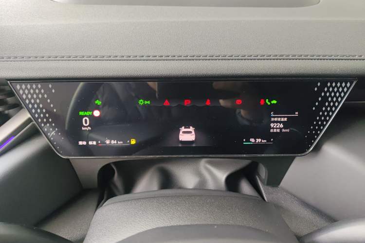 Used Wey Mocha New Energy 2024 Hi4 Four-Wheel Drive Long-Range Version
