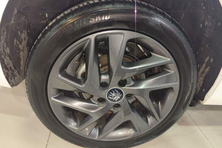 Used BYD Qin New Energy 2019 High-Range Luxury Model