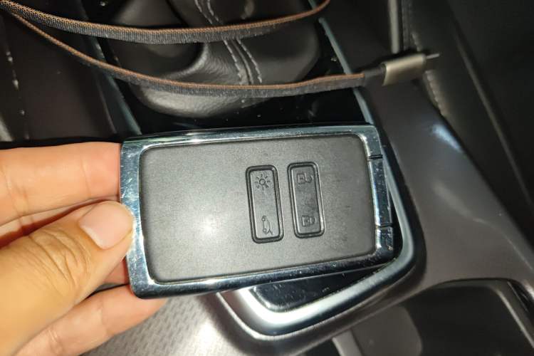 Used Renault Koleos 2017 2.5L Two-Wheel Drive Prestige Edition
