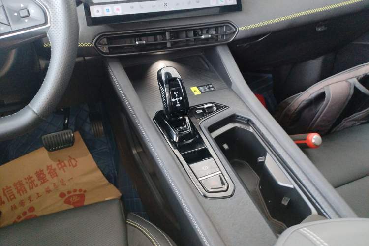 Used Lynk & Co 03 2023 1.5TD DCT JingPro
