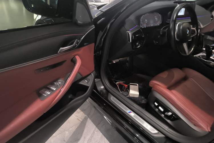 Used BMW 5 Series 2021 Restyled 530Li Luxury Edition M Sport Package
