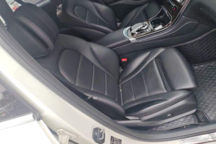 Used Mercedes-Benz GLC 2018 GLC 260 4MATIC Dynamic Edition
