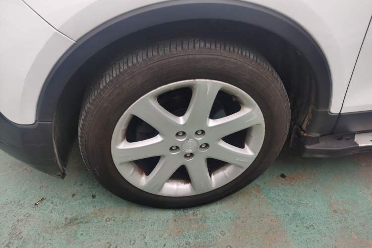 Used Buick Encore 2015 1.4T Automatic Two-Wheel Drive Urban Elite Version
