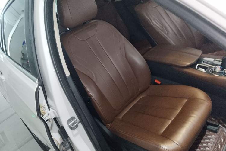 Used BMW X6 2015 xDrive35i Leading Model
