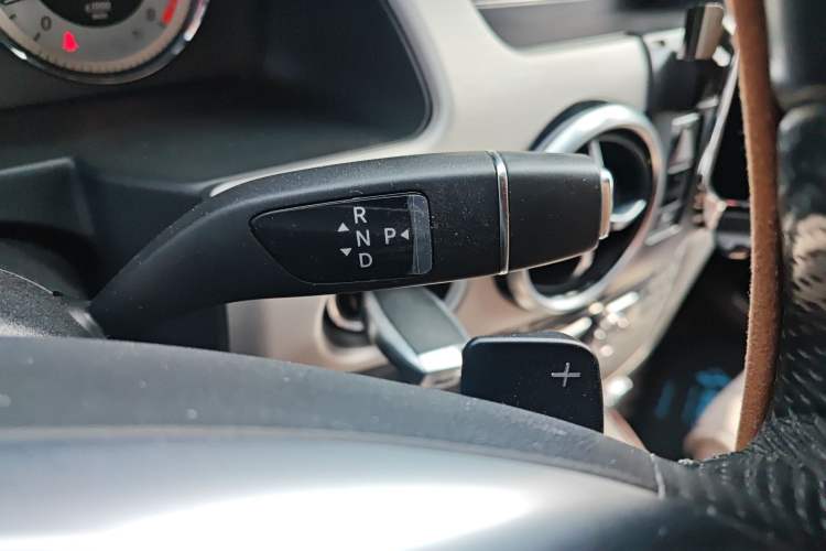 Used Mercedes-Benz GLK-Class 2014 GLK 200 Standard Model
