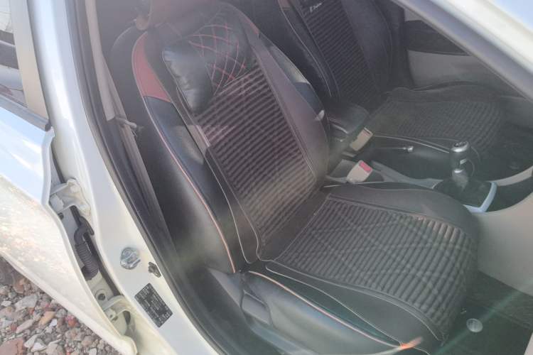 Used Hyundai Verna 2014 1.4L Manual Smart GLS Trim
