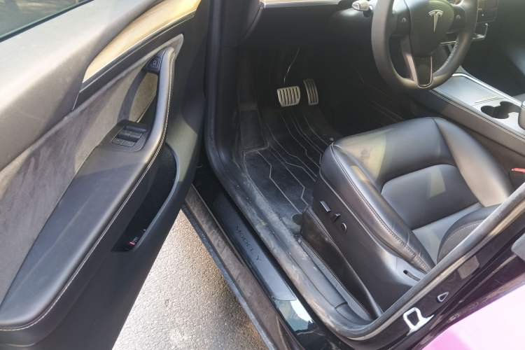 Used Tesla Model Y 2022 Performance High-Performance All-Wheel-Drive Version
