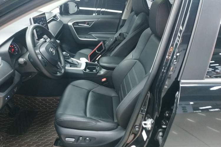 Used Toyota Wildlander 2020 2.0L CVT Two-Wheel Drive Luxury Edition