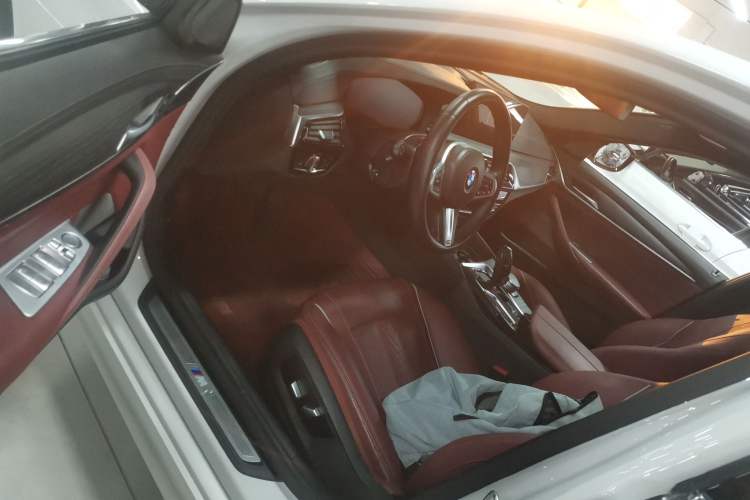 Used BMW 5 Series 2021 530Li Leading Model M Sport Package
