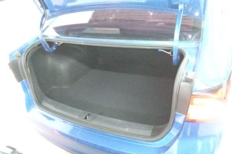 Used Roewe i5 2019 1.5L Manual 4G Connectable Langhao Edition
